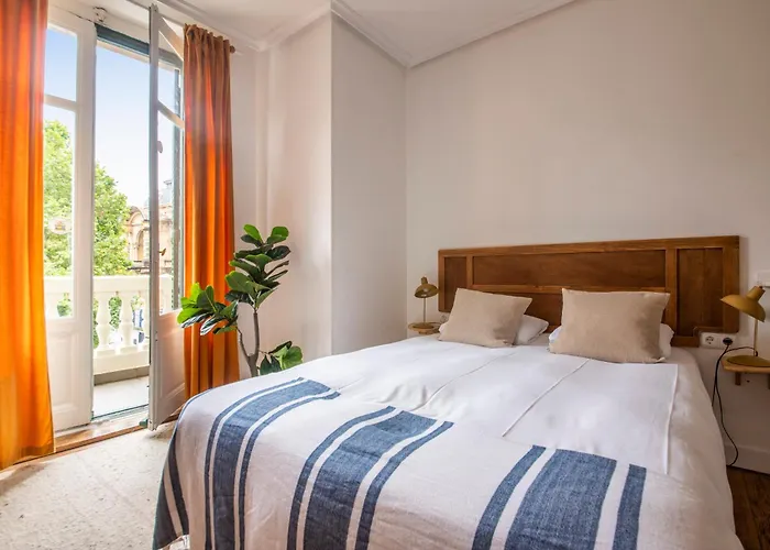 Belle Epoque Self-check-in - Adults-only * سان سيباستيان